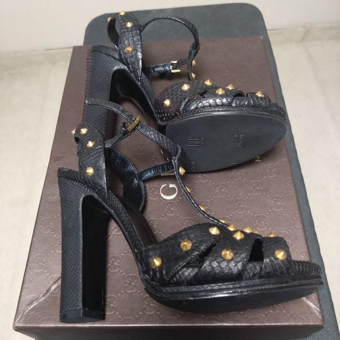 パイソンレザー スタッズ付き