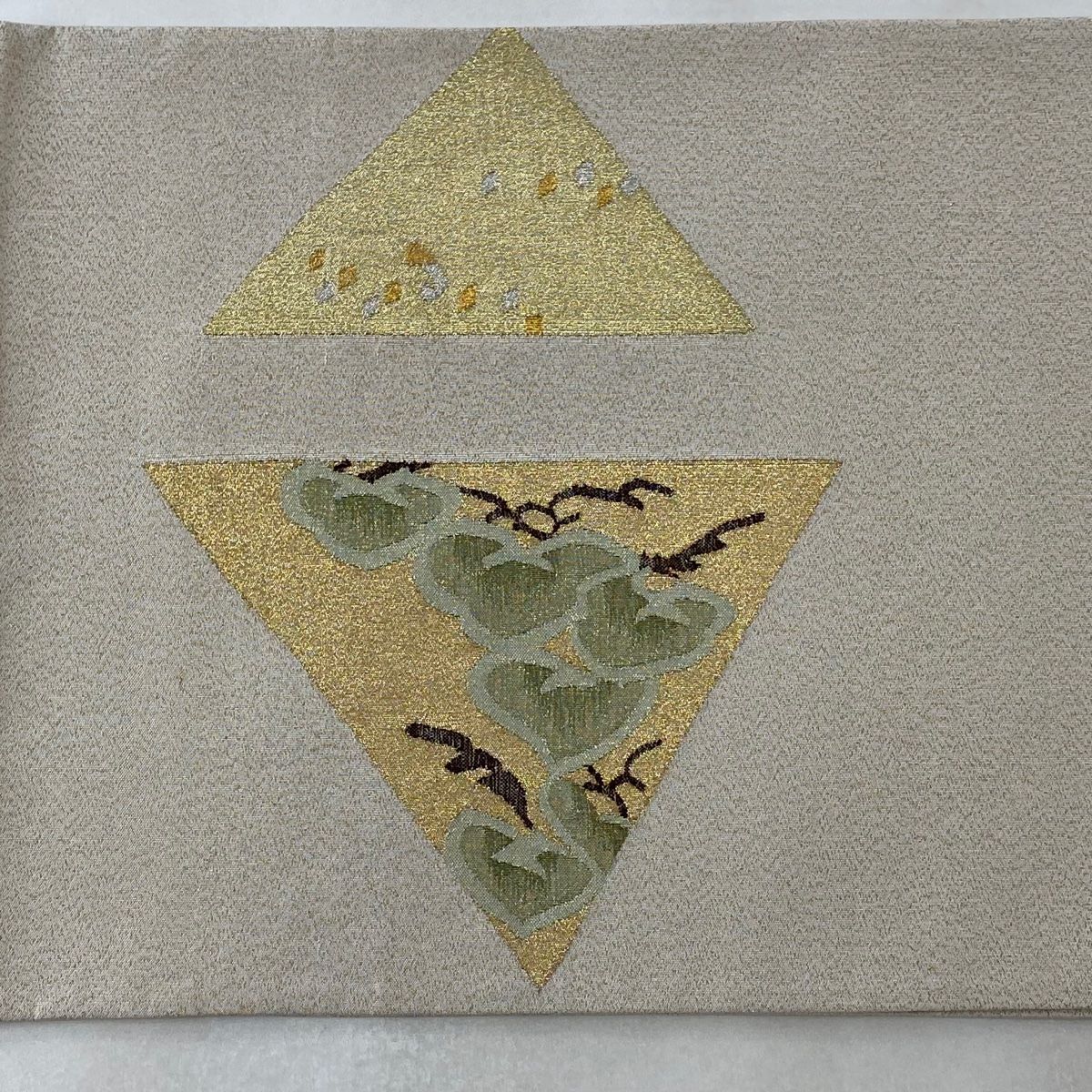 袋帯 美品 名品 松 唐草 金銀糸 箔 クリーム お太鼓柄 正絹