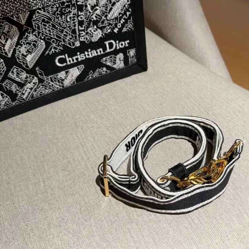 極上美品 dior ディオール 刺繍 スモール トートバッグ.