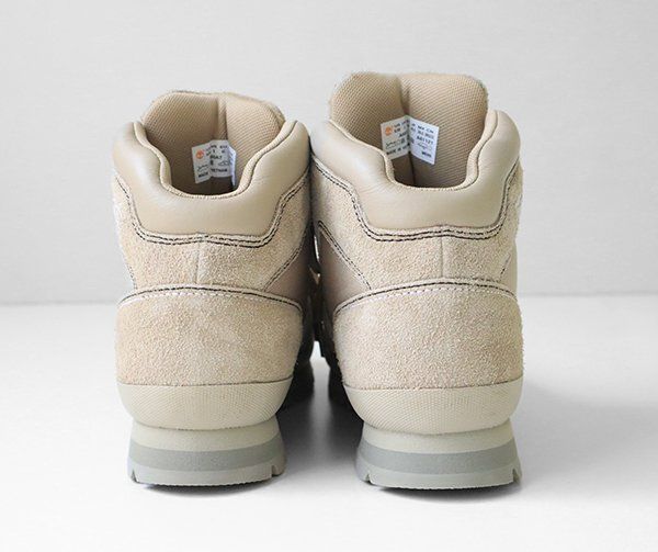 ブーツ ベージュ