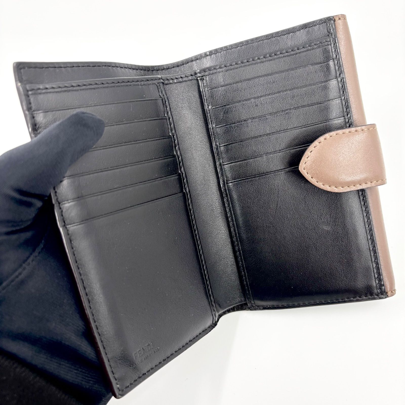 【値下げ中】FENDI バイザウェイ　二つ折り財布 FENDI フェンディ バイザウェイミディアムウォレット 二つ折り財布