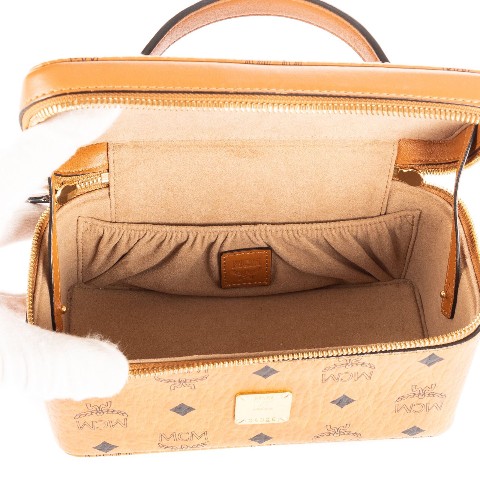 MCM エムシーエムコスメティックケース