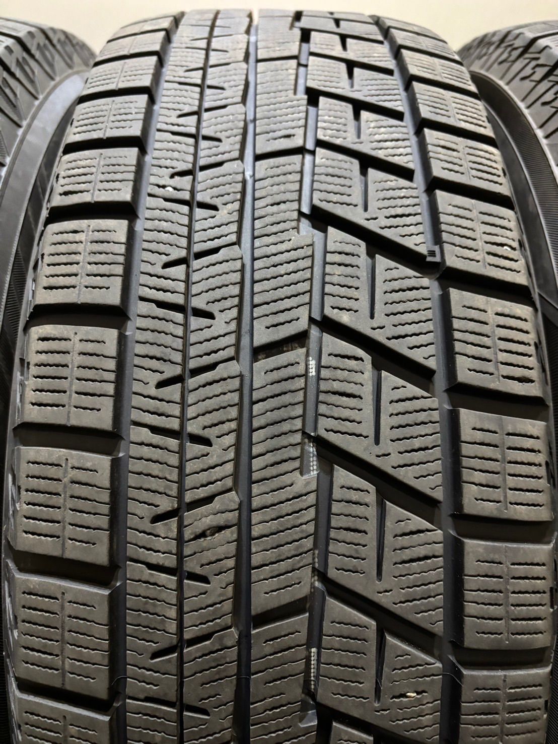 215|65R16