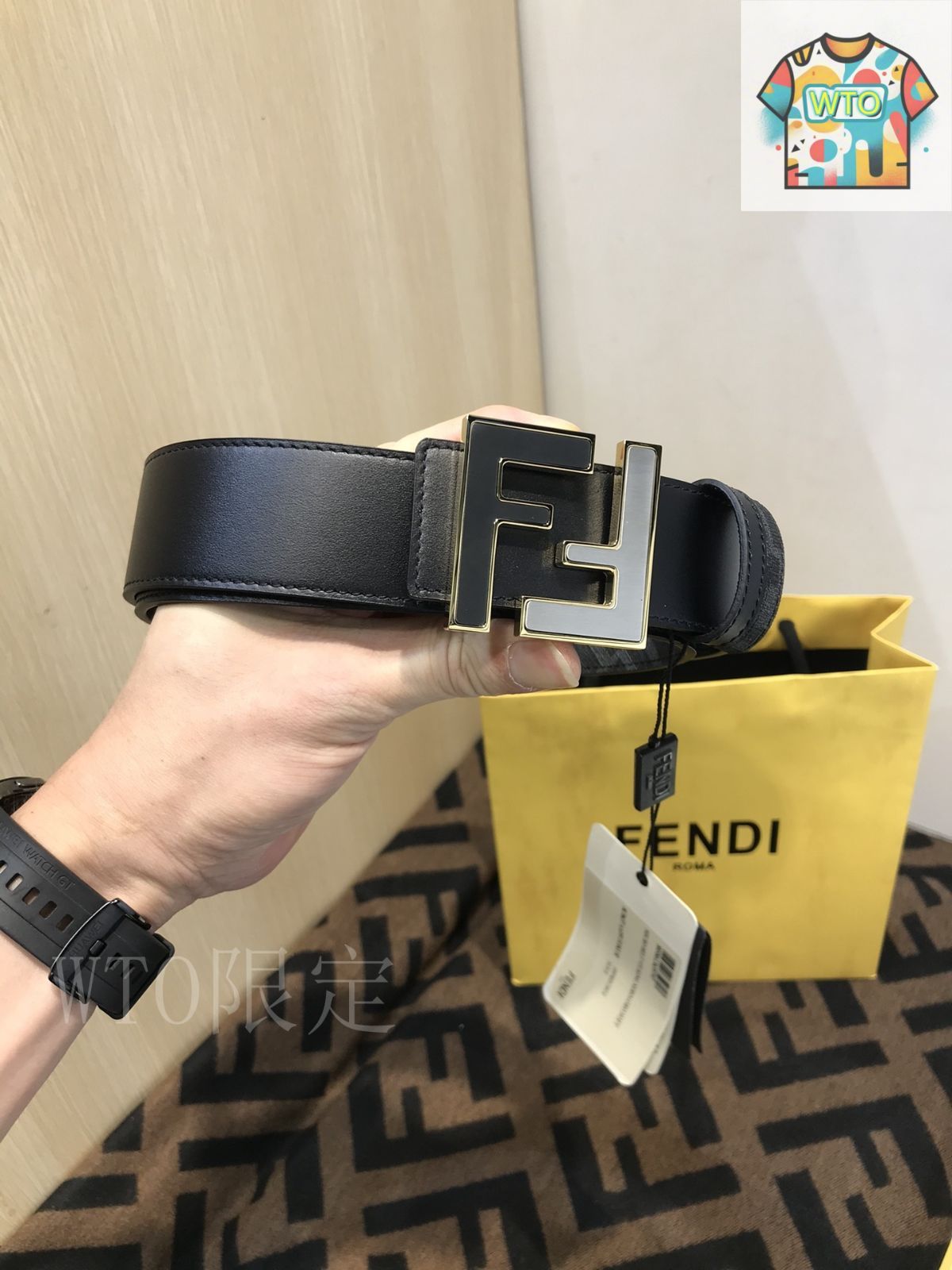今日WTO】Fendi SIGNATURE 38MM ダブルカラーリベットベルト-1