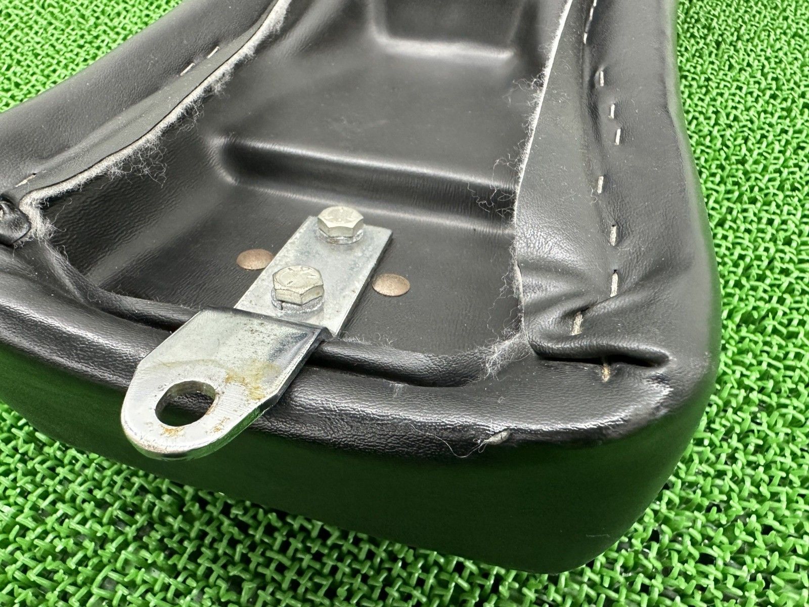 FXSTC1340 シート ハーレー 純正 バイク 部品 ソフテイルカスタム エボ初期 FXST FXSTS 修復素材や張り替えベースに wN