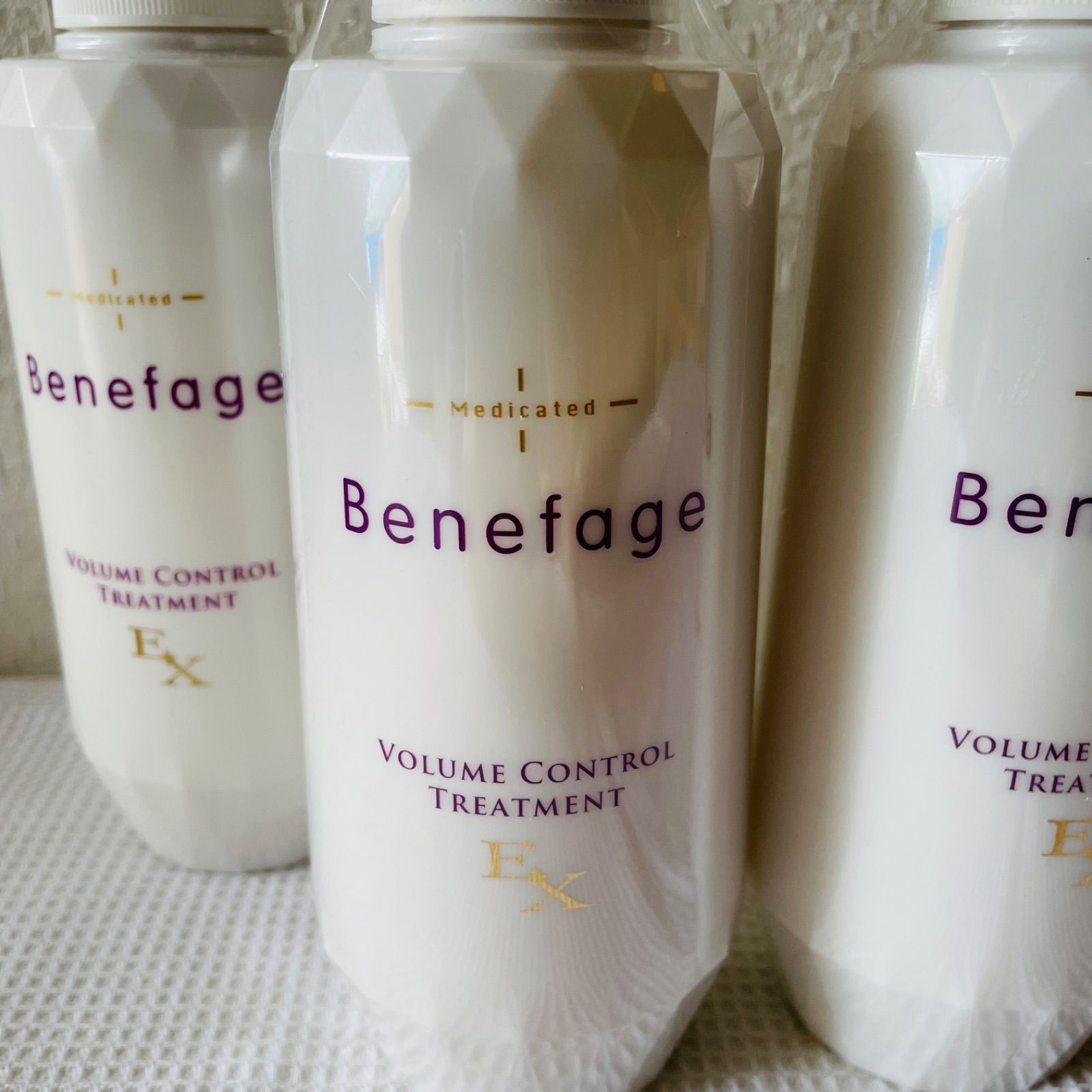 アデランス 医薬部外品 ベネファージュ 薬用 ボリューム コントロールトリートメント EX 370 mL 4本セット