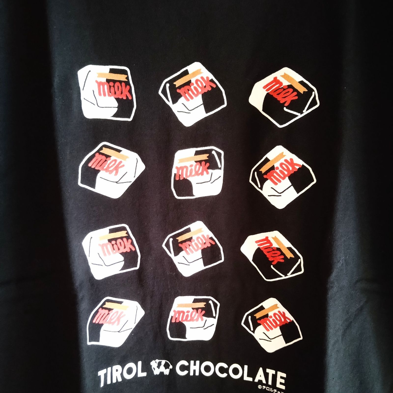 新品】チロルチョコ Ｔシャツ ブラック Ｌ - メルカリ