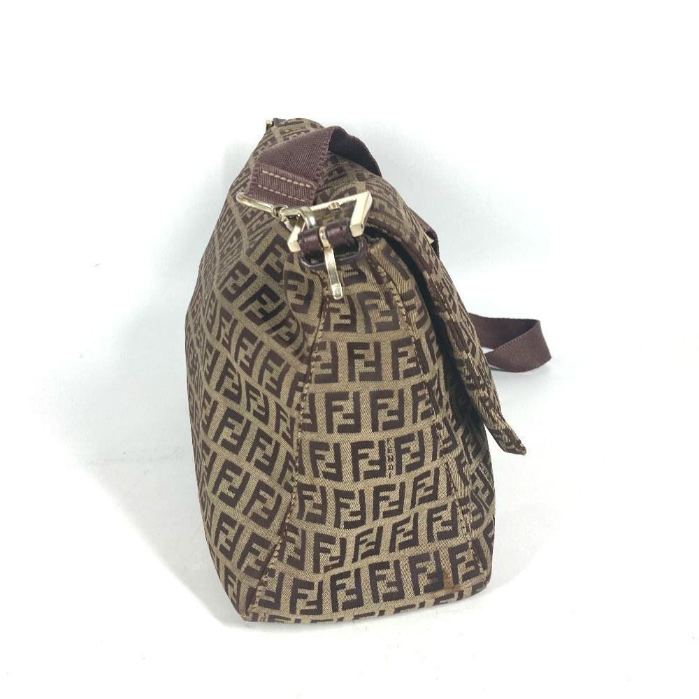 FENDI フェンディ ショルダーバッグ マンマバケット キャンバス