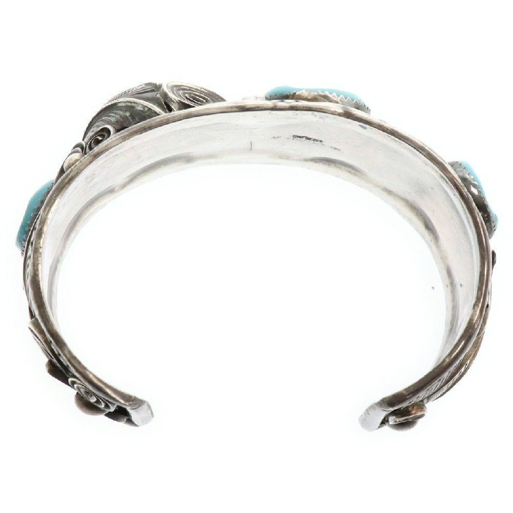 ナバホ族　マイクトーマスJr　バングル　インディアンジュエリー　シルバーアクセ Mike Thomas Jr. ナバホ族 バングル フェザー マイクトーマス