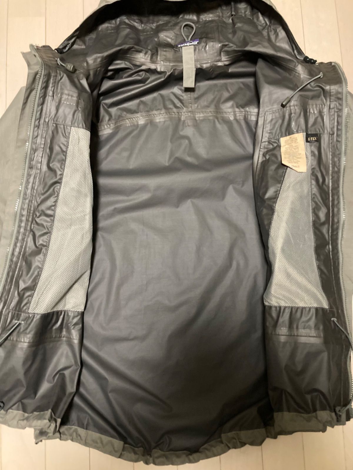 希少 patagonia mars level6 small-regular SR - メルカリ