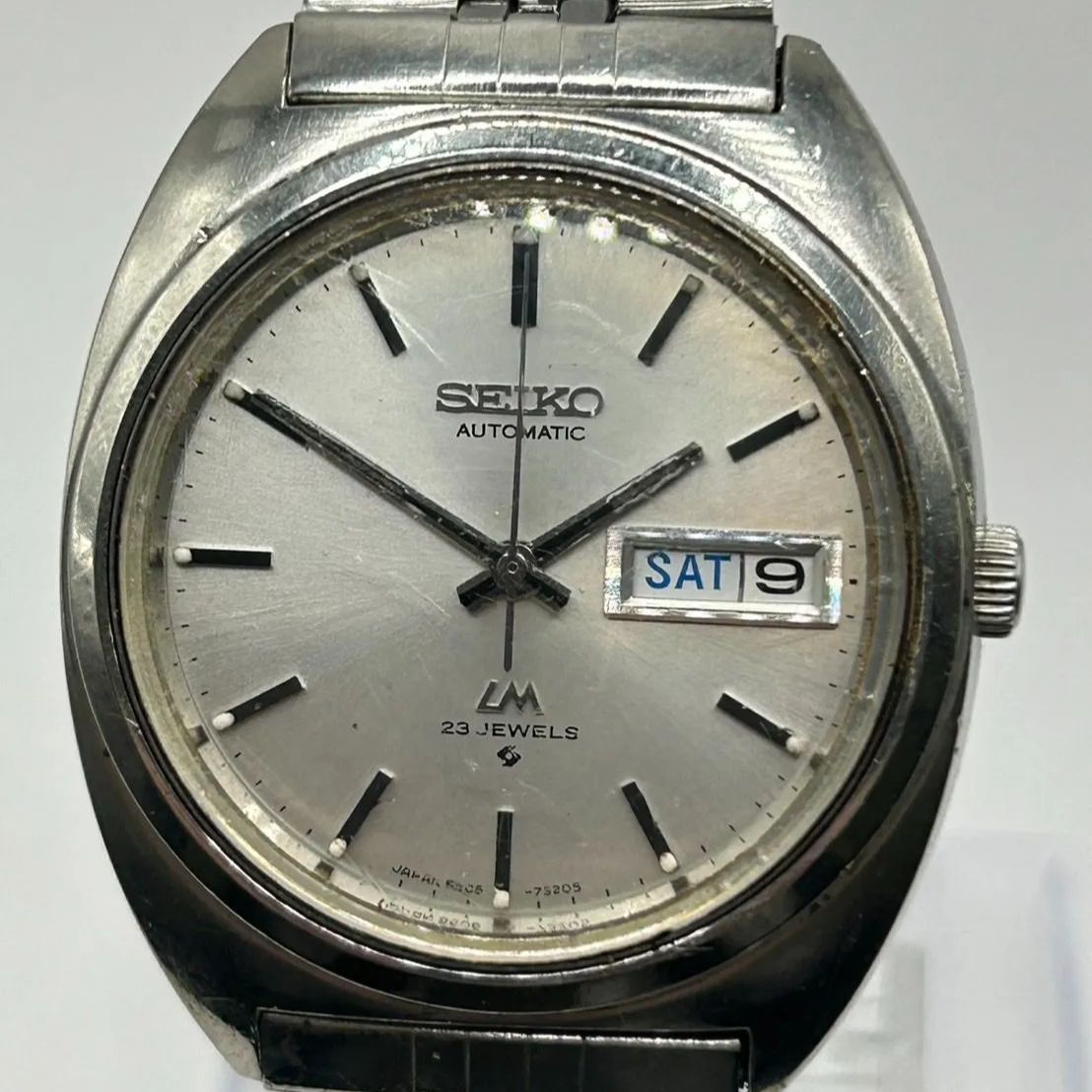 【✨腕時計✨】SEIKO　セイコー　自動巻き　オートマチック 5606‐7140　23JEWELS　デイト表示　カレンダー　文字盤　ラウンド　丸形　カラー　銀色　シルバー　SILVER　ステンレス　スチール　