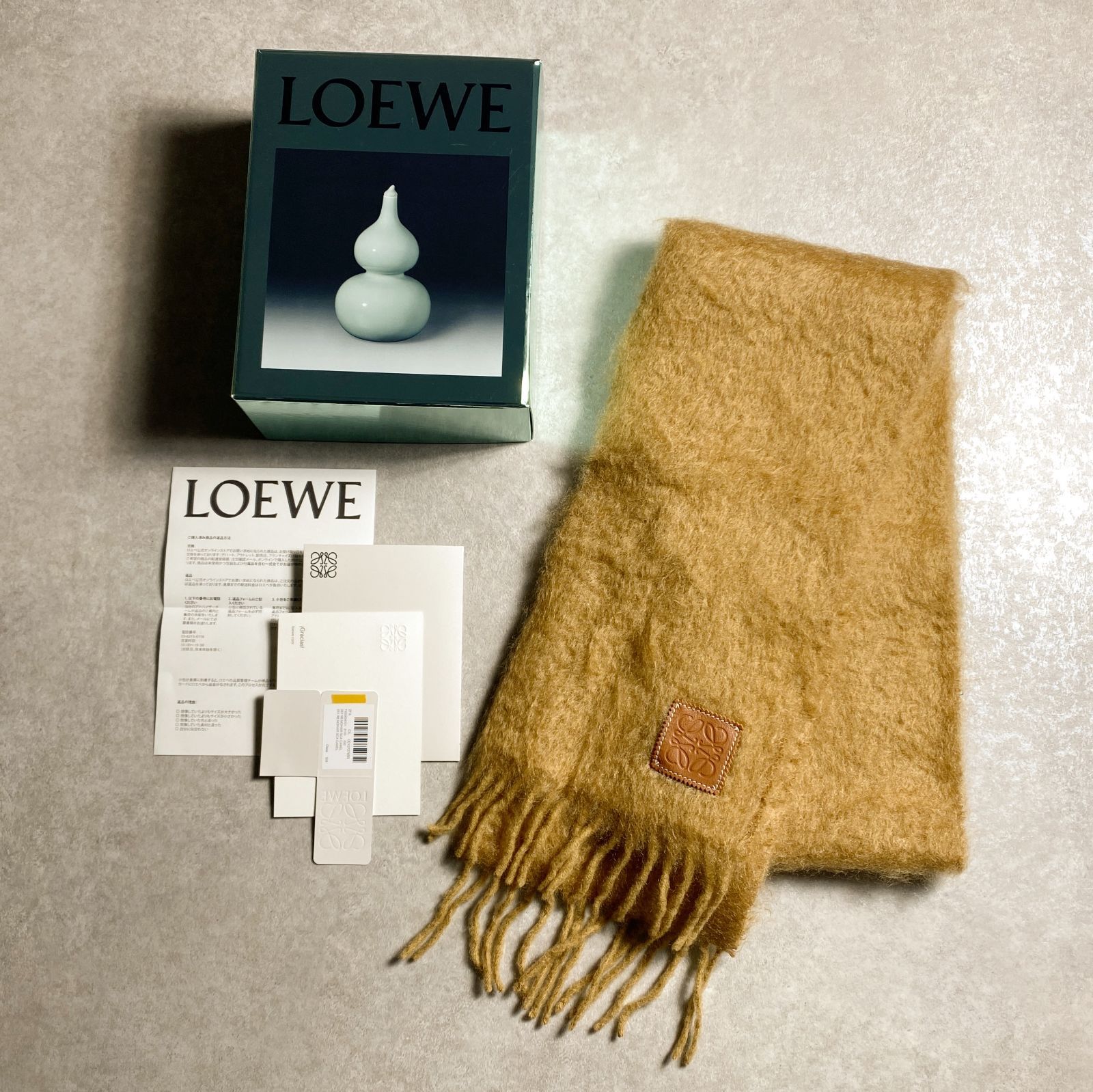 ☆新品未使用/箱付き/定価47,300円/ ロエベ / 人気 モヘア マフラー  