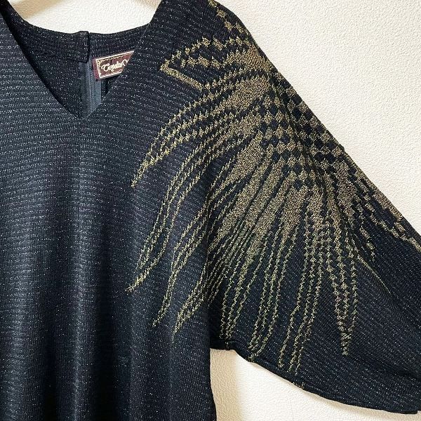 金木Toyoko Saito 斉藤都世子ワンピース黒・銀ラメチャイナ風襟 美品Toyoko Saito 斉藤都世子ニットワンピース黒・銀ラメチャイナ風襟