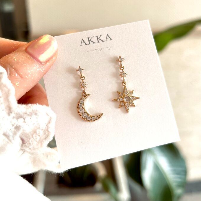 staru0026moon Antique Bijou Earrings 星と月のアンティークビジュー樹脂イヤリング アシンメトリー樹脂ピアス金属アレルギー対応ノンホールピアスムーンスター可愛い