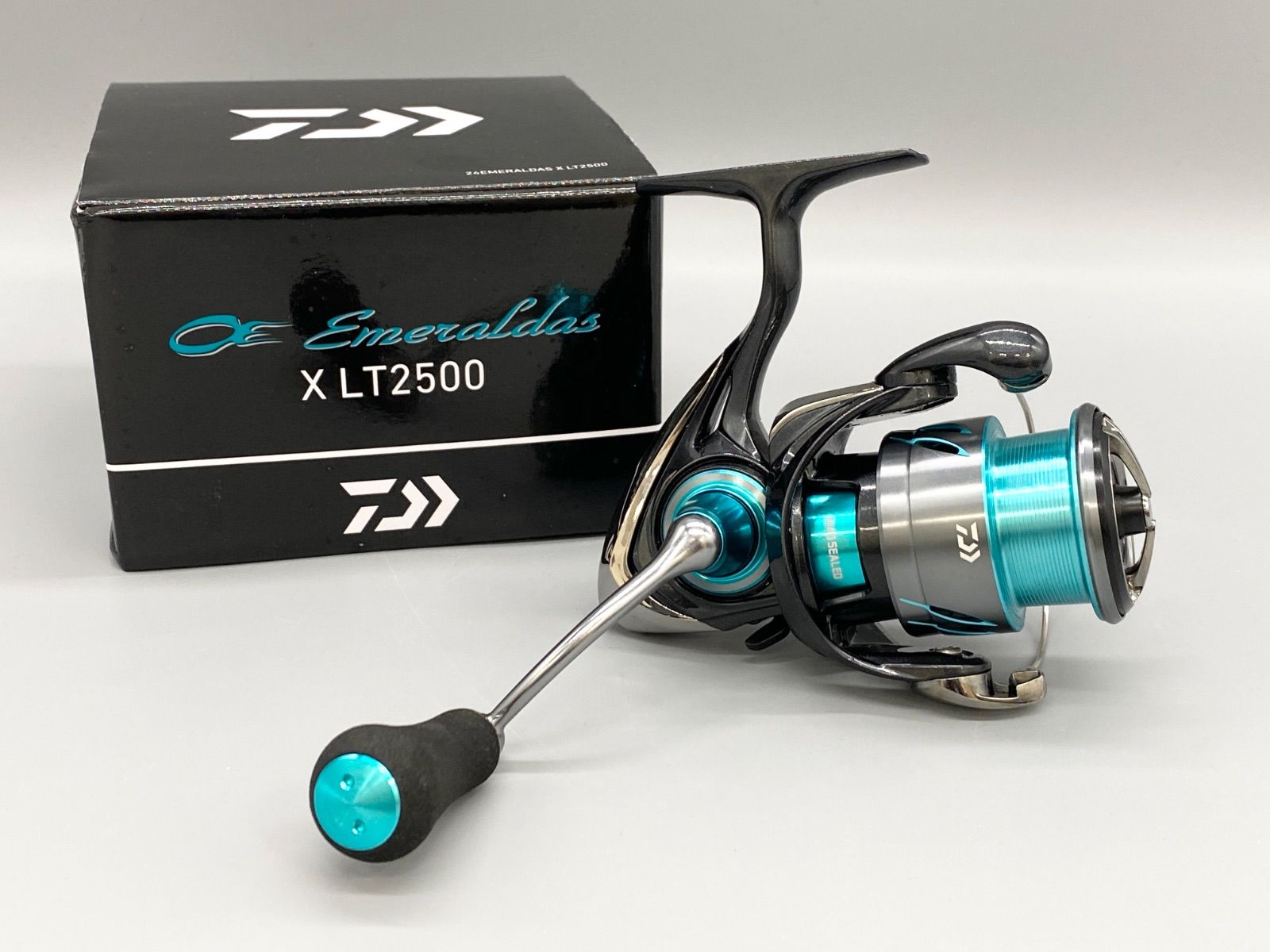 美品箱付き】DAIWA ダイワ 24 エメラルダス X LT2500 ギア比5.3