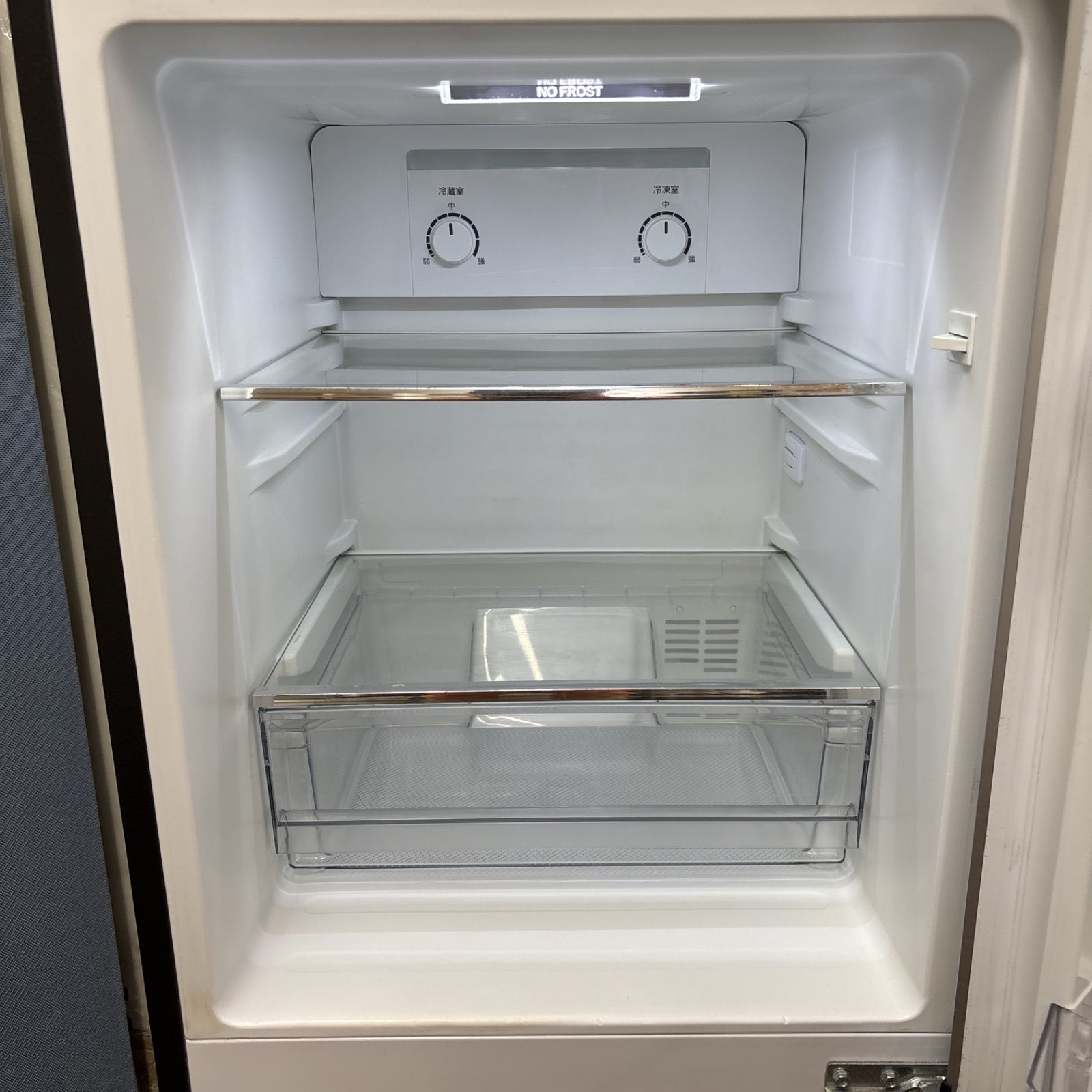 Haier 冷蔵庫　121L 美品　直接引き取り歓迎（送料分お値引きします） I472 🌈 名古屋市近郊配送設置無料！ Haier 冷蔵庫 (148L