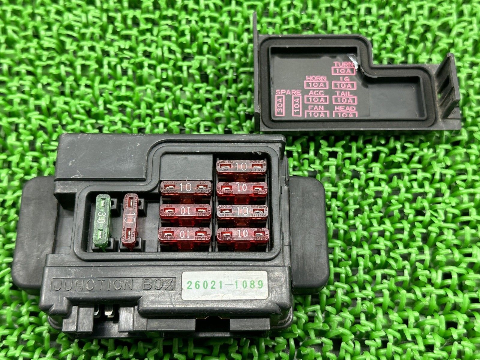 バイク バルカン400 ヒューズボックス 26021-1089 カワサキ 純正