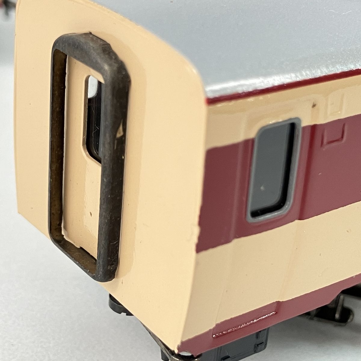 ジャンク品　HOゲージ　カツミ製　キハ80中間車のみ　国鉄特急カラー ジャンク品 HOゲージ カツミ製 キハ80中間車のみ 国鉄特急カラー