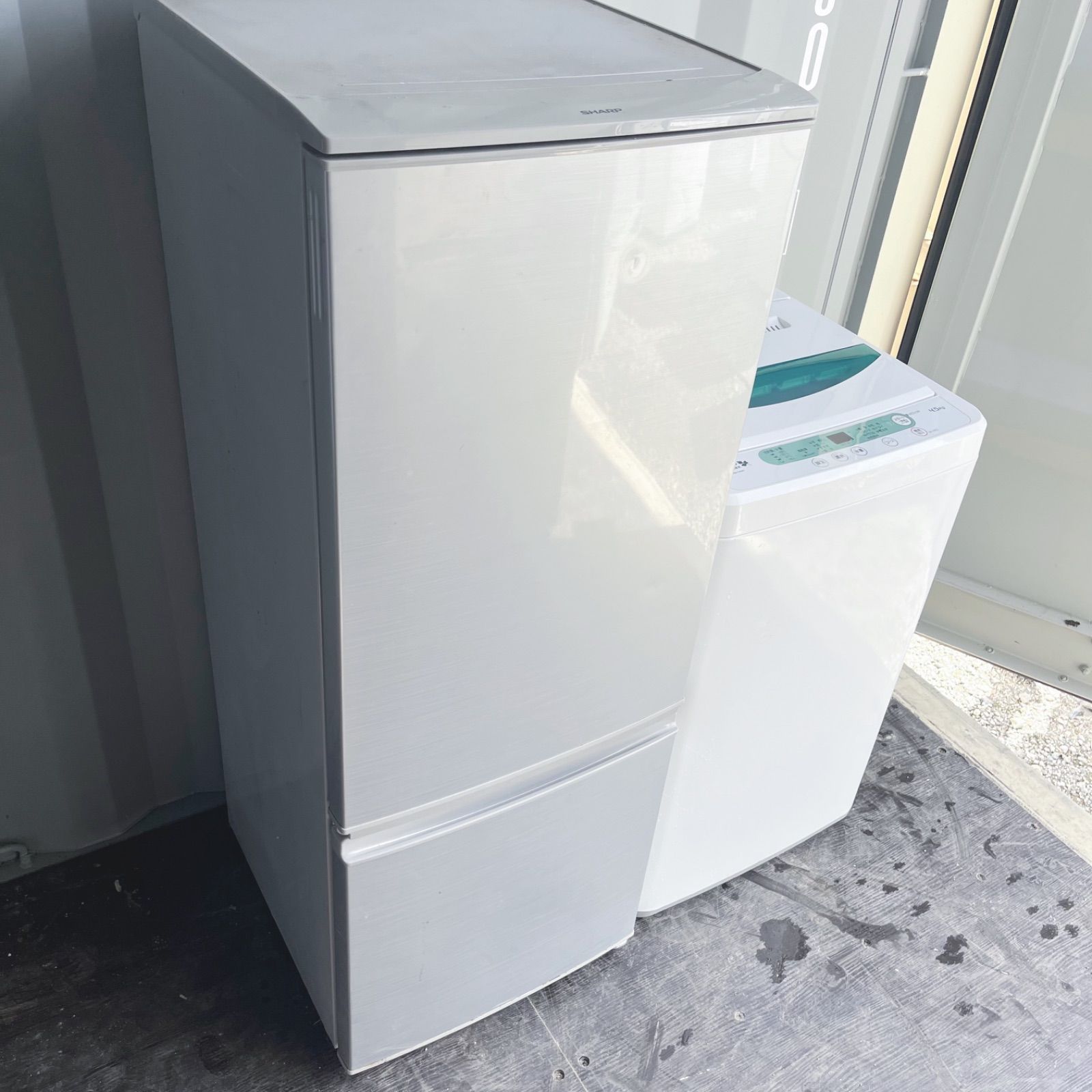 164取付無料！新生活応援！SHARPシルバーインテリア冷蔵庫ヤマダ電機洗濯機 164取付無料！新生活応援！SHARPシルバーインテリア冷蔵庫ヤマダ