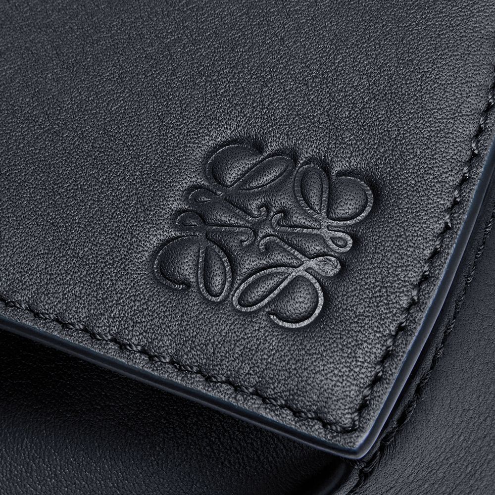 ロエベ アナグラムロゴ パズル バムバッグ スモールボディバッグ LOEWE - ロエベ ボディバッグ パズル バムバッグ スモール