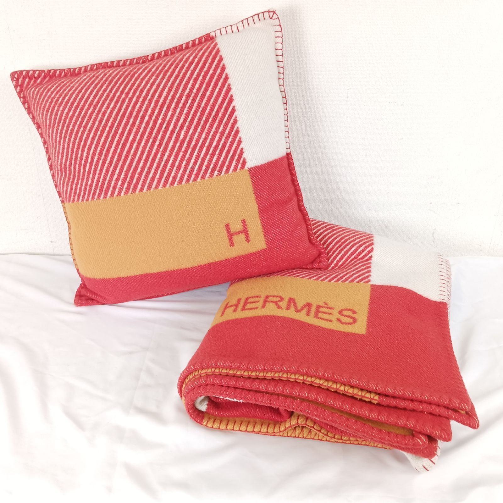 1306 Hermes エルメス クッション＆ブランケットセット