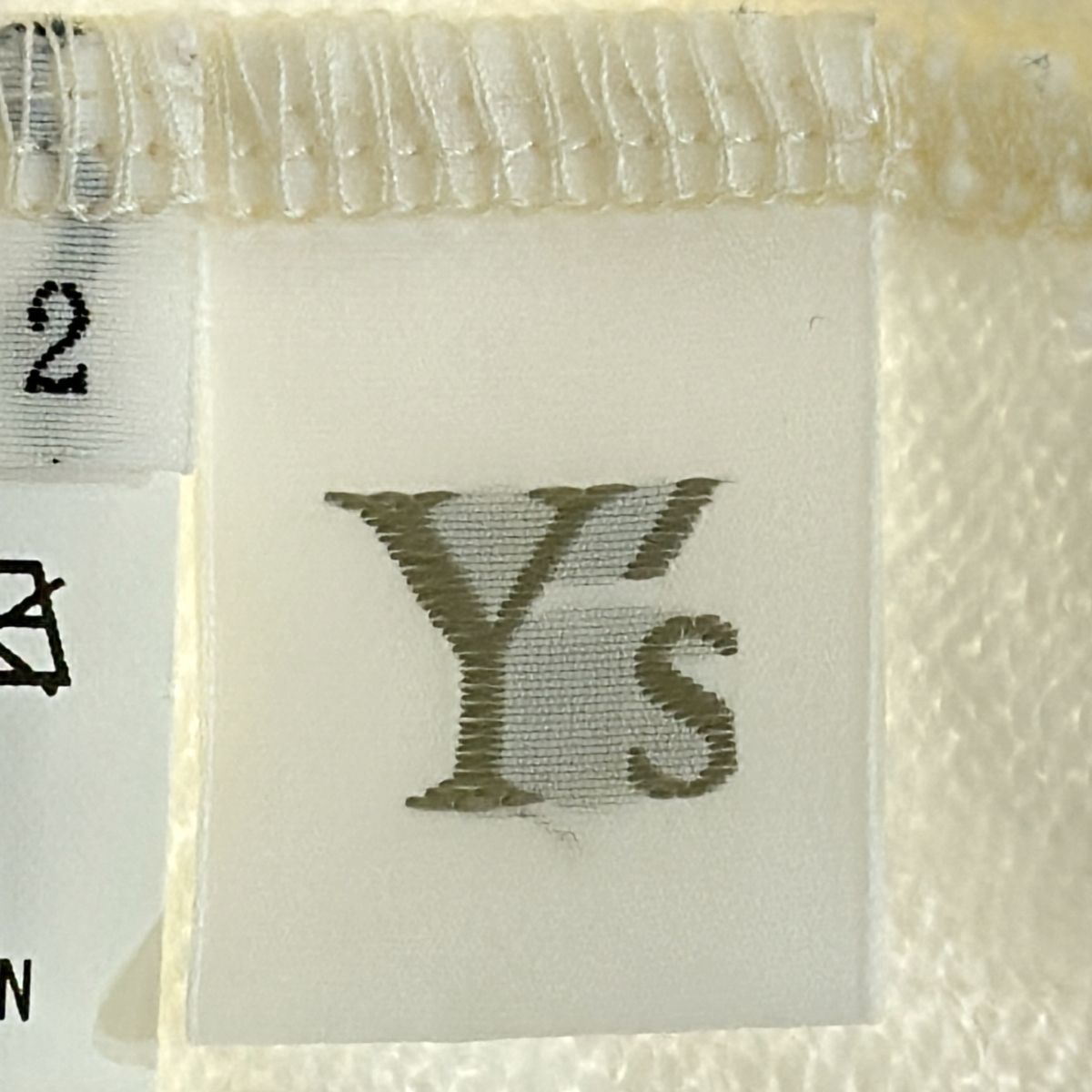 Y's ワイズ 22AW UNTWISTED THREAD SOFT PLAIN STITCH HIGH NECK ハイネックプルオーバーニットセーター YE-T83-070 ホワイト 2 ITZ2P05UZXUO Y's ワイズ 22AW UNTWISTED THREAD SOFT PLAIN STITCH HIGH NECK