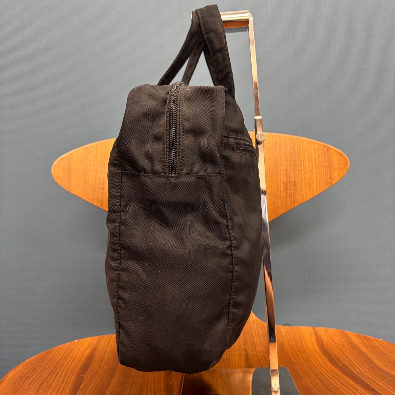 PRADA プラダ ナイロン トートバッグ 三角プレートロゴ ブラック