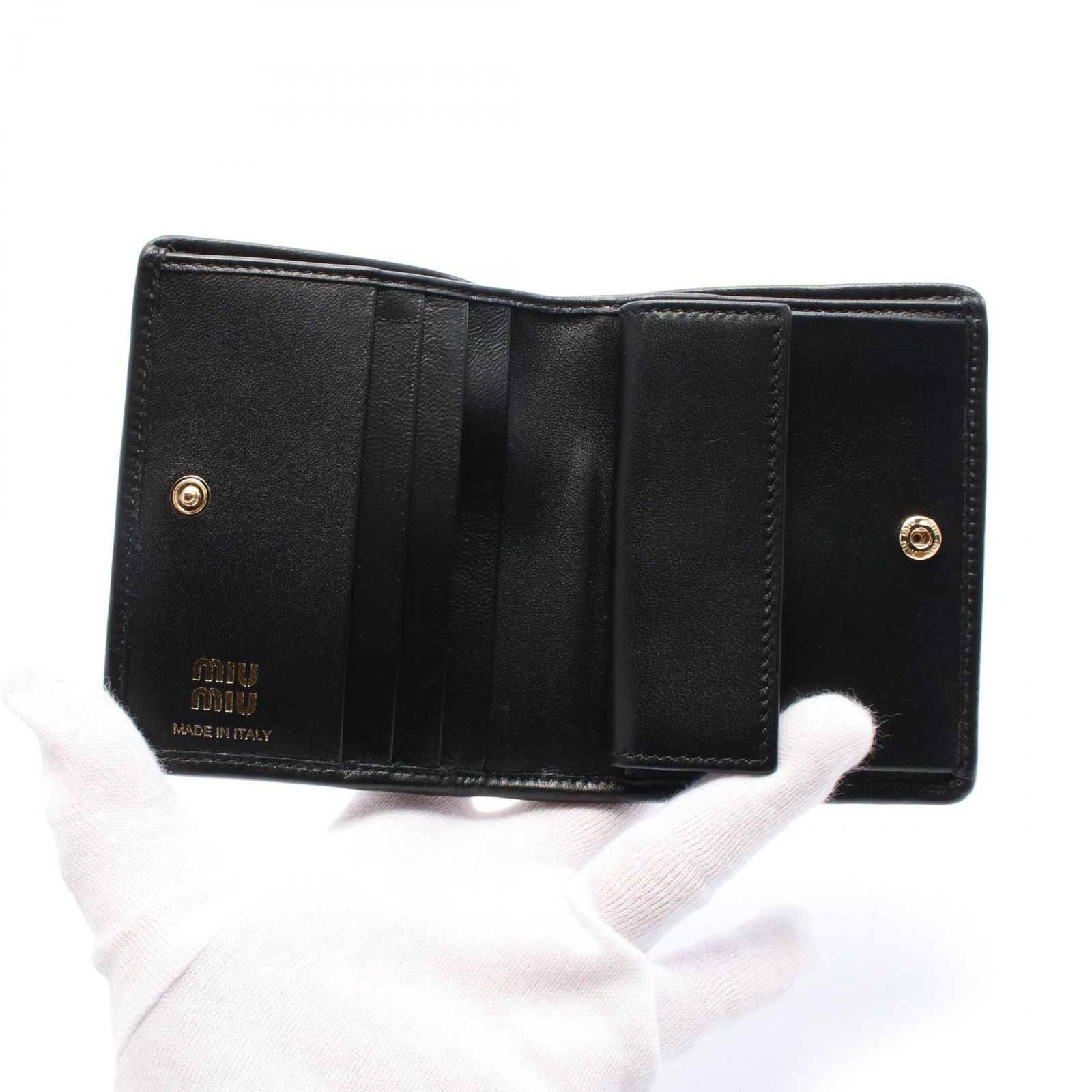miumiu マテラッセ 三つ折り財布 ブラック お得，お買い得】 仙5 miumiu マテラッセ レザー 三つ折り 財布