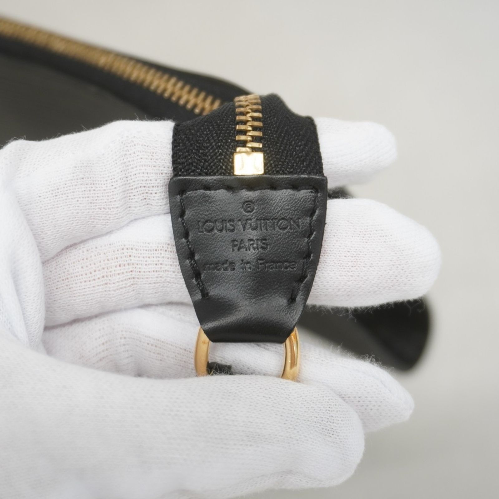 ルイ・ヴィトン(Louis Vuitton) ルイ・ヴィトン ポーチ エピ