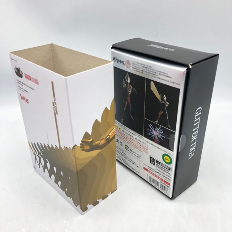 バンダイ