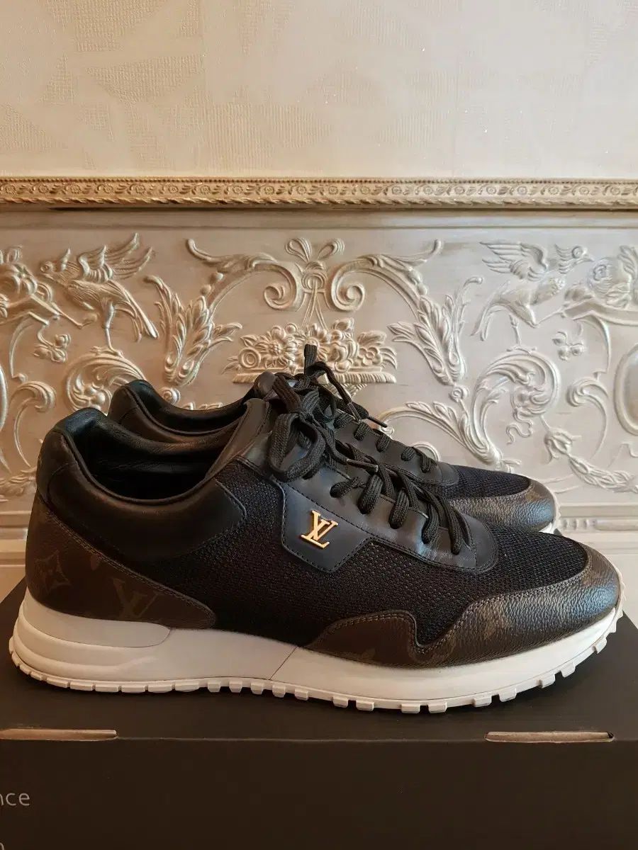 Louis Vuitton ルイヴィトン スニーカーズ 71 ｜ 2 270