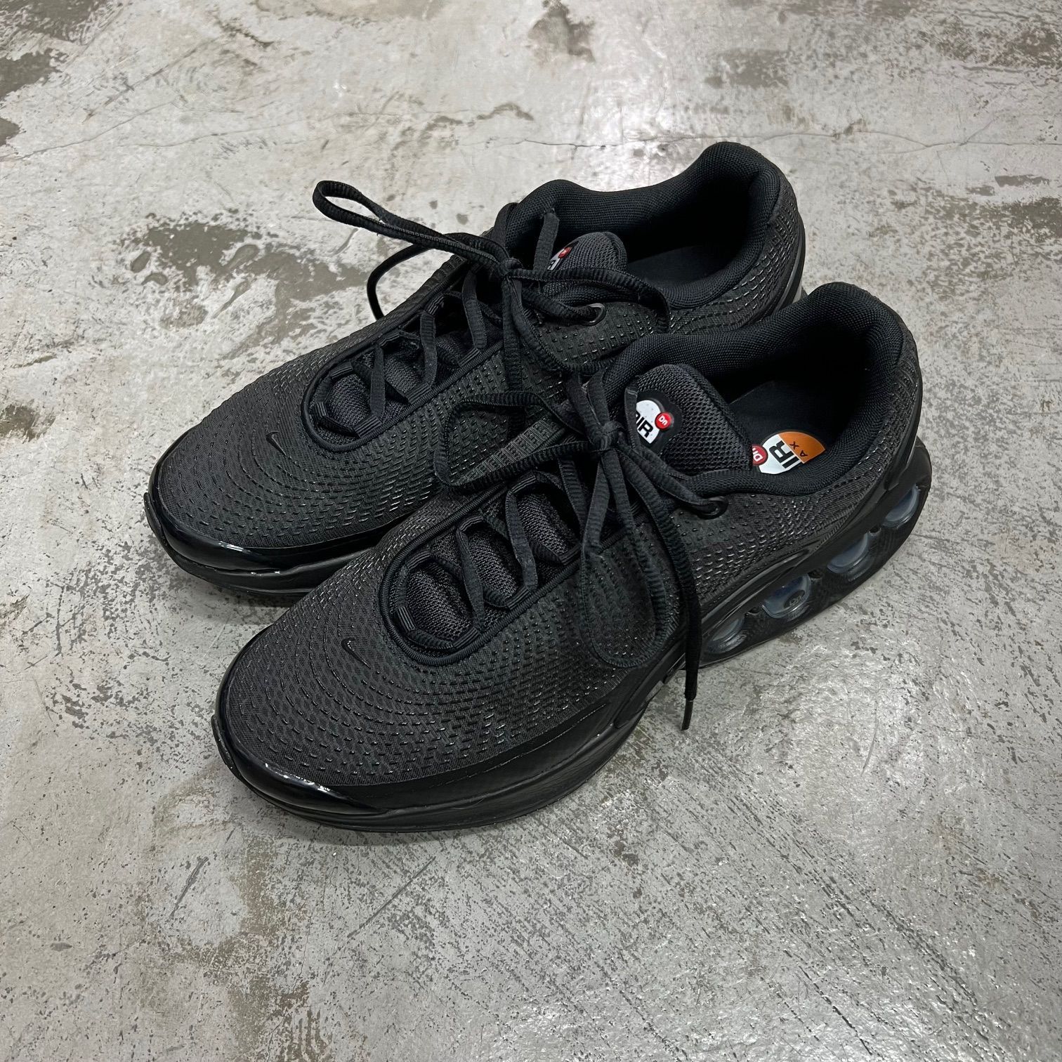 NIKE Air Max DN Black Metallic Dark Grey dv3337-006 エアマックスDN スニーカー ナイキ  28.5cm 78433A1 - メルカリ