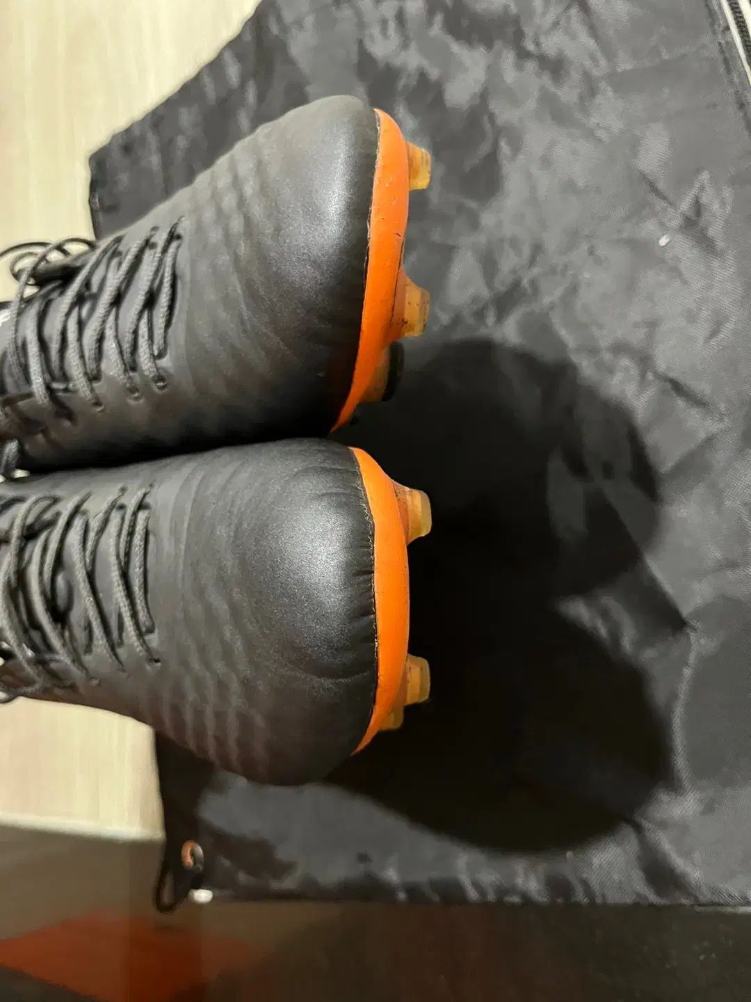 美品】NIKE マジスタ オーパス 2 HG-E 極美品】NIKE マジスタ