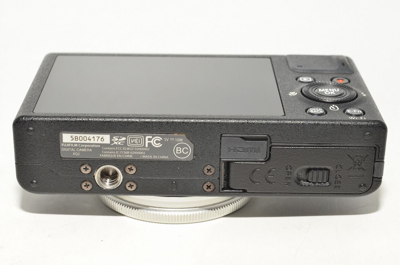 フジフィルム FUJIFILM デジタルカメラ XQ2 シルバー 中古】FUJIFILM  