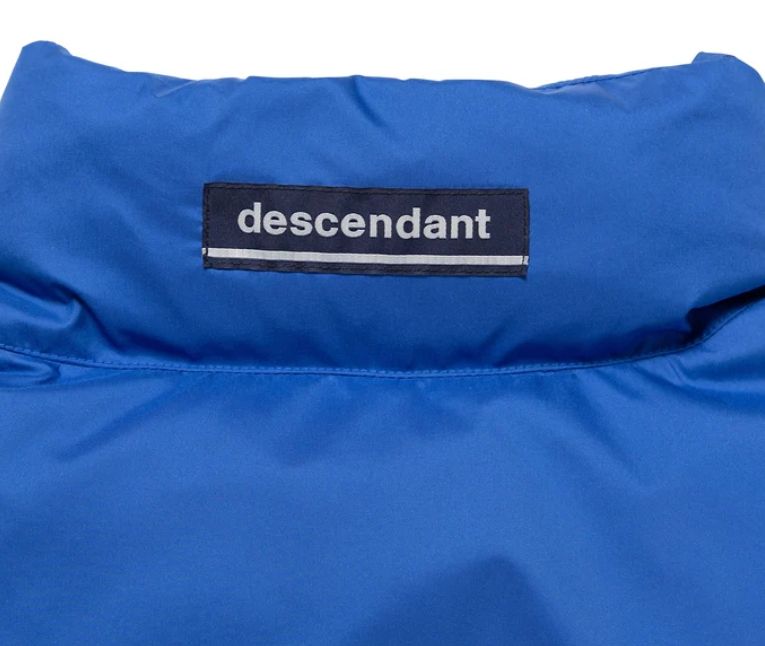 ジャケット・アウター DESCENDANT MUMMY PADDING VEST THINSULATE DESCENDANT/MUMMY PADDING VEST THINSULATE (BLUE)