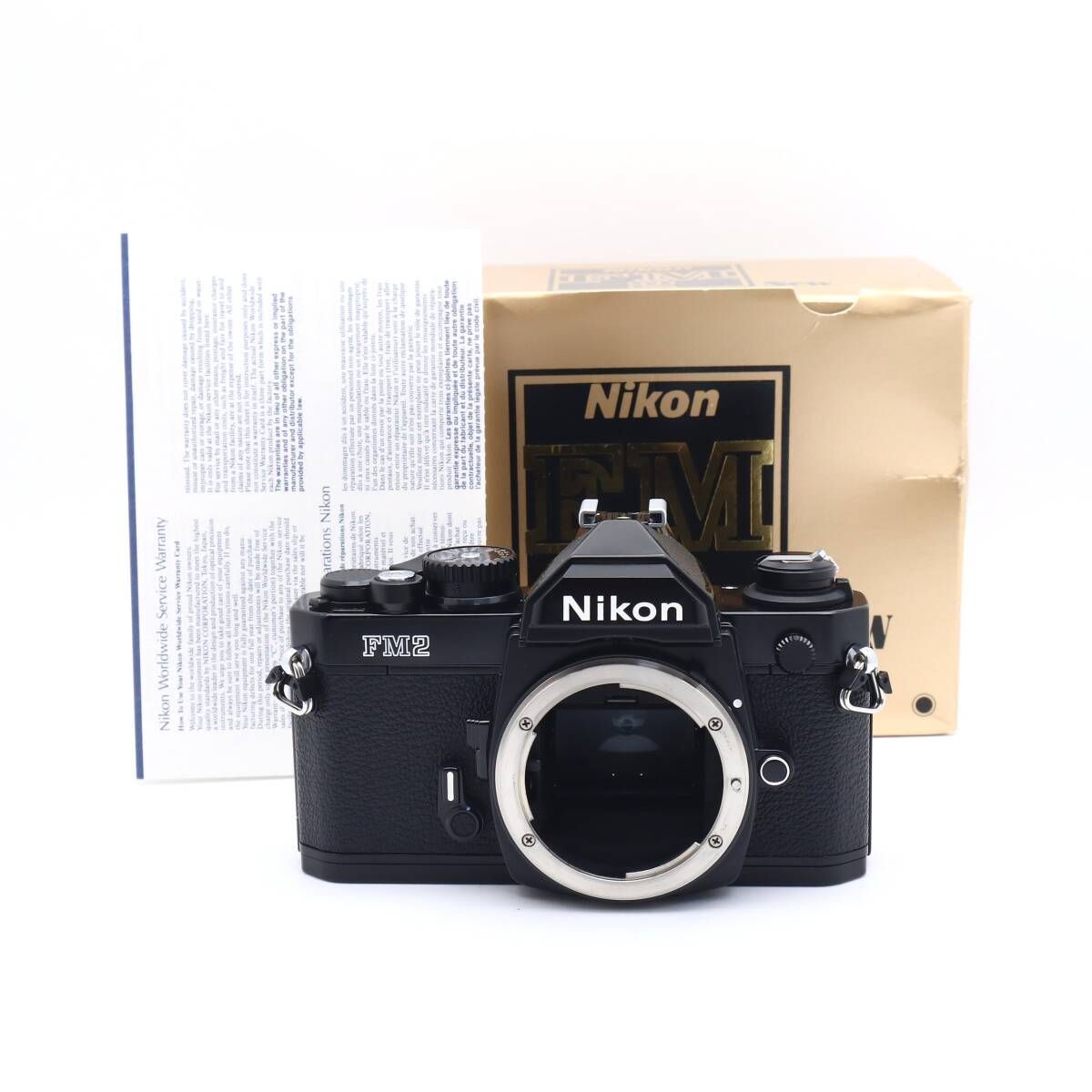 完動品 Nikon New FM2 マニュアル一眼レフ 元箱つき