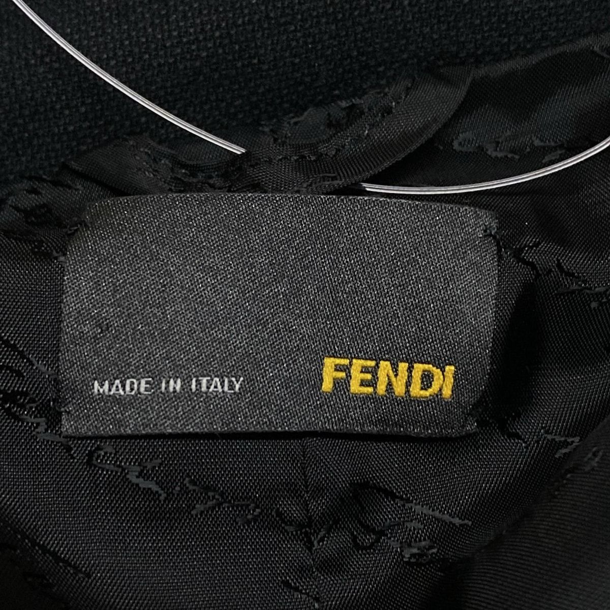 値下げFENDI黒ナイロンジップアップジャケット FENDI Ff Logo Zip-Up Lightweight Jacket - POIZON
