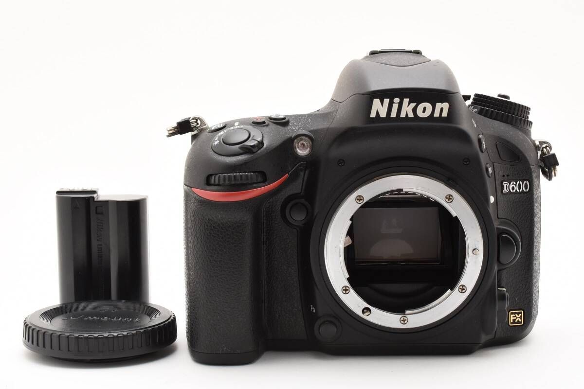 ◎撮影数5950回以下☆Nikon D600 ボディ 希少美品 FXフルサイズ