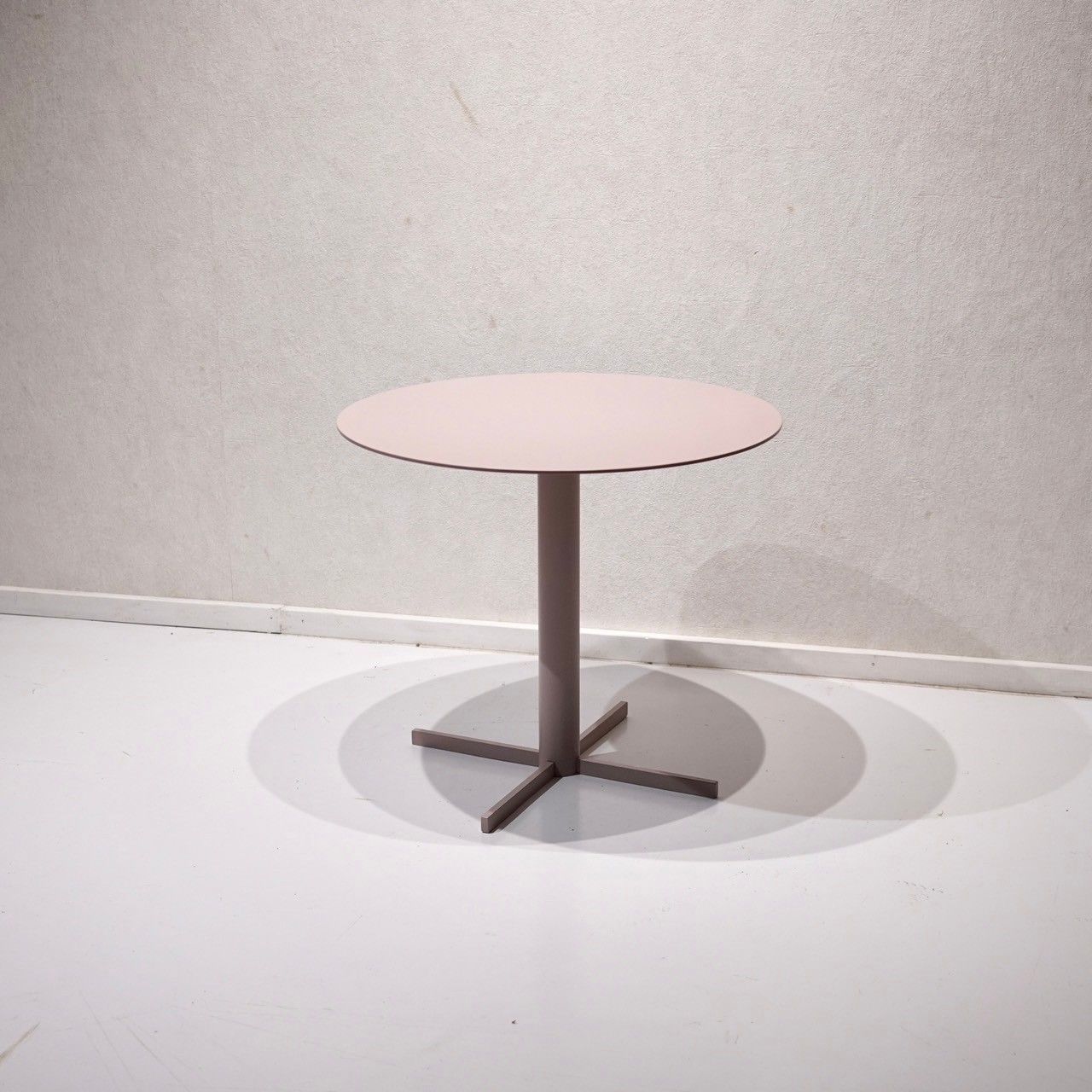 北欧 モダン サイドテーブル コーヒーテーブル 円形 テーブル