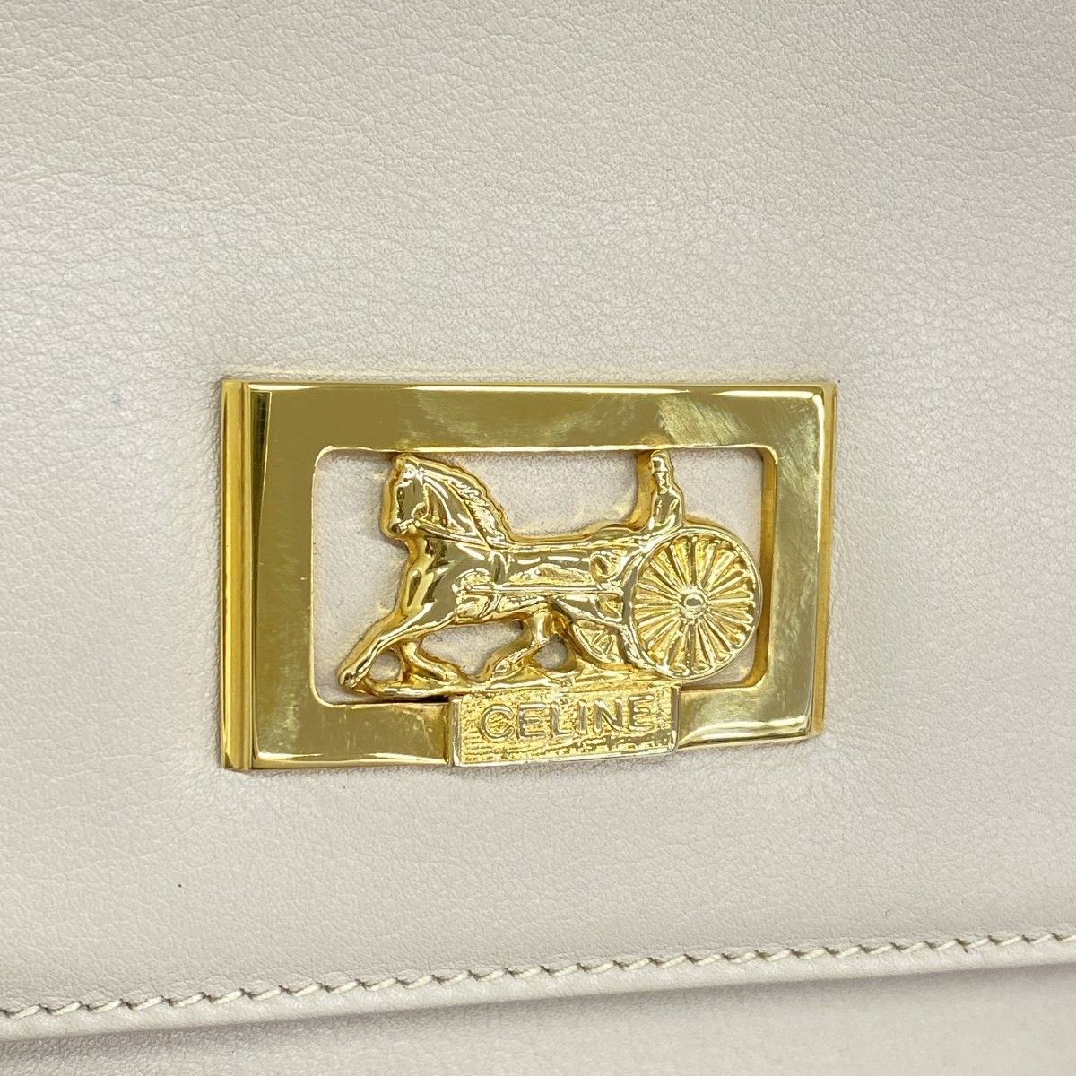 レザー ベージュ