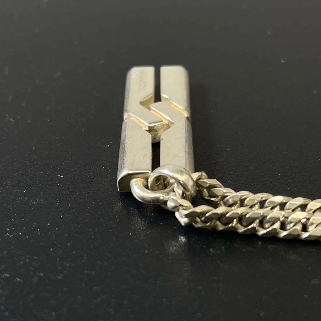 GUCCI グッチ ノット インフィニティ ネックレス プレート ロゴ