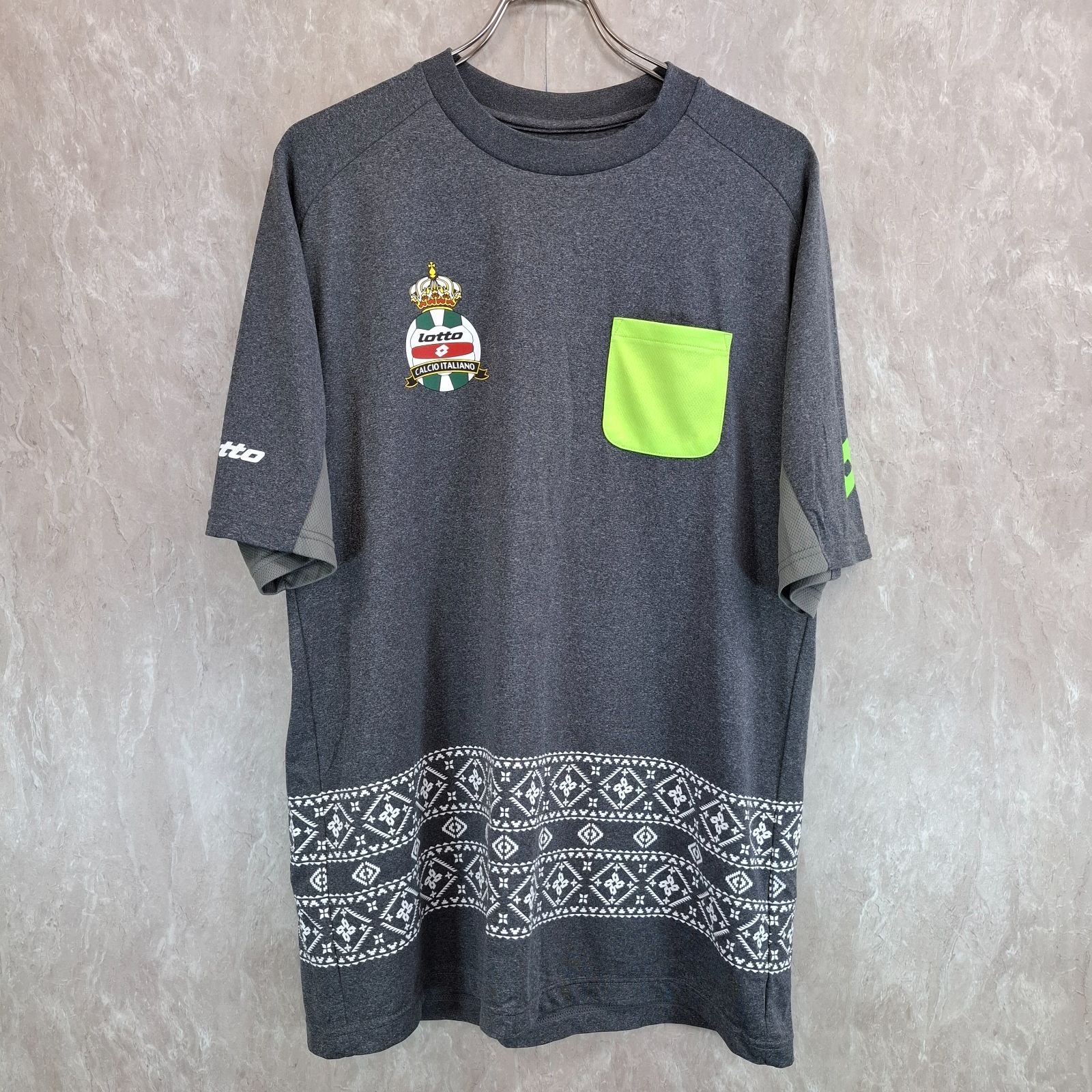 LOTTO ロット バックロゴプリント 一部メッシュ生地 袖ロゴ グラフィックプリント グレー 灰色 XL サッカー スポーツウェア