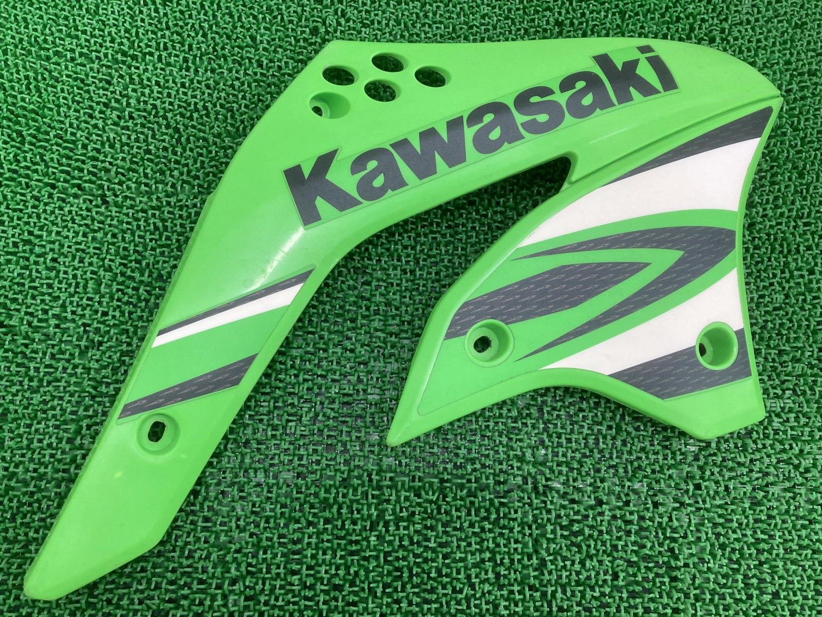 バイク KX450F シュラウド 右 緑 49089-0039 カワサキ 純正 バイク