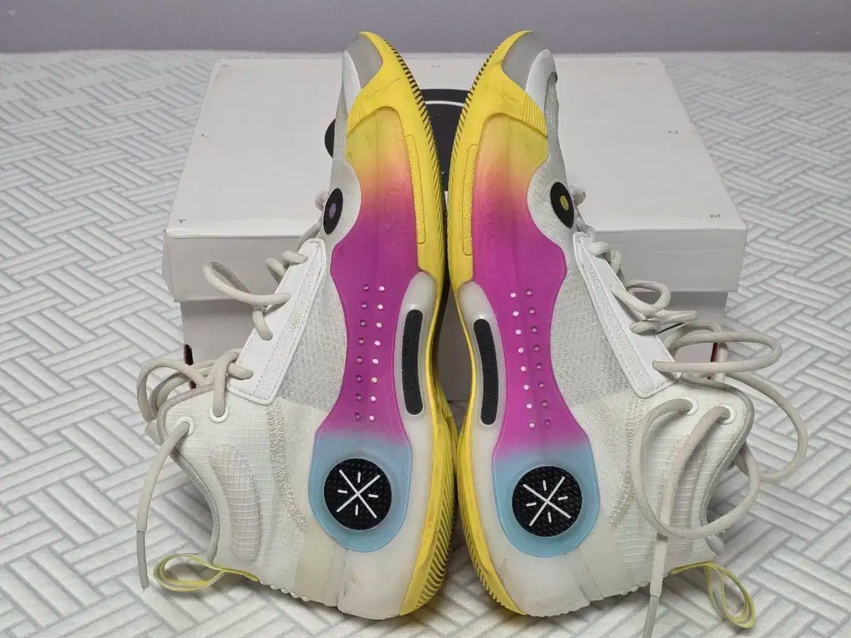 260 LI-NING リーニン うわー 10