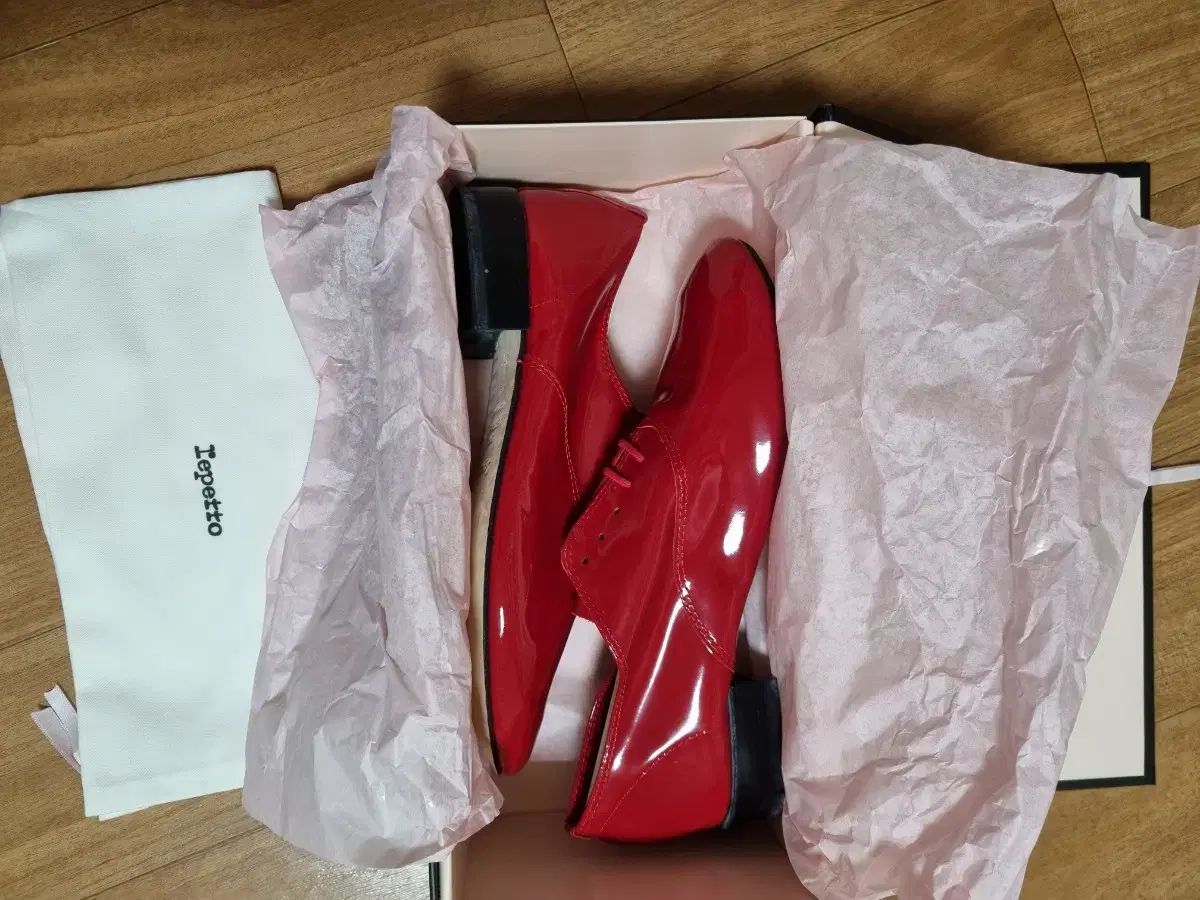 Repetto(レペット) Zizi(ジジ) レッド 36 5 サイズ 新品