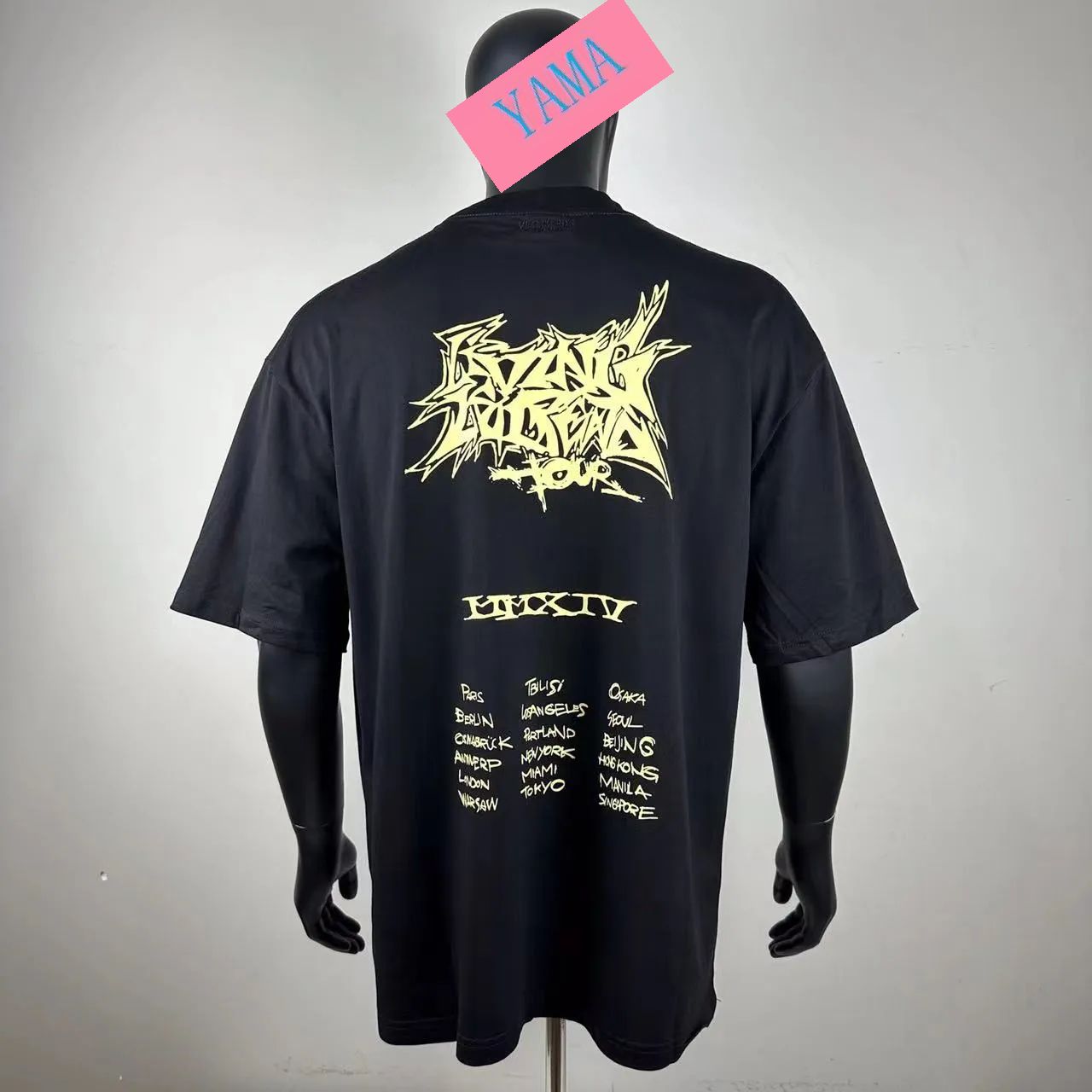 VETEMENTSヴェトモン オーバーサイズ 半袖クルーネックTシャツ VETEMENTSヴェトモン オーバーサイズ 半袖クルーネックTシャツ