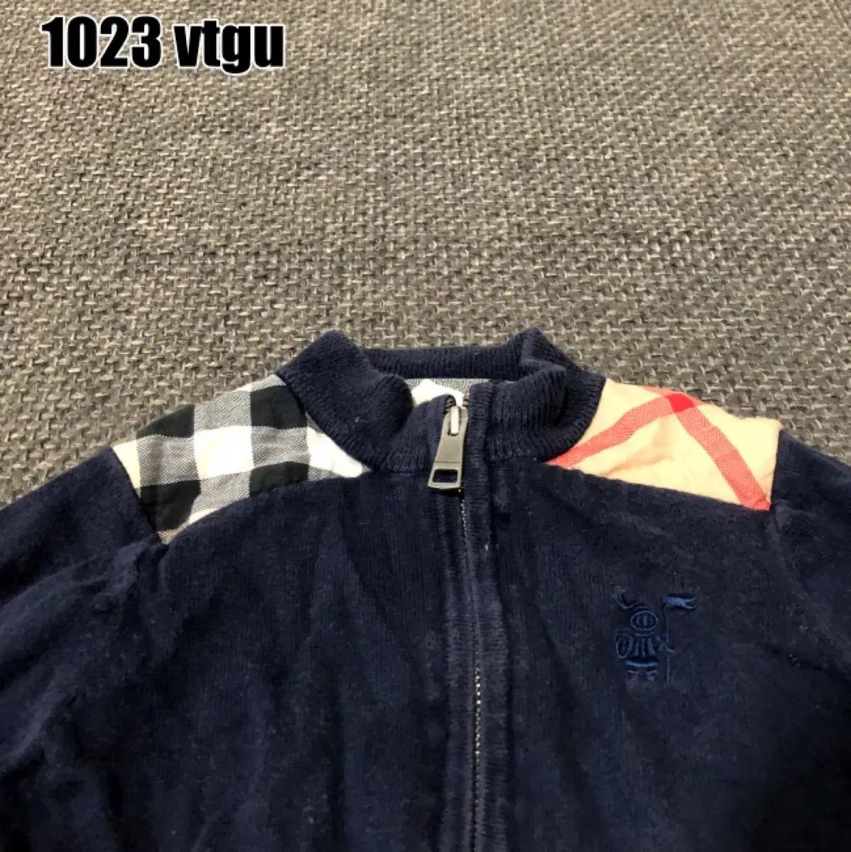 バーバリー ベビーカーディガン 18m BURBERRY ストライプカーディガン