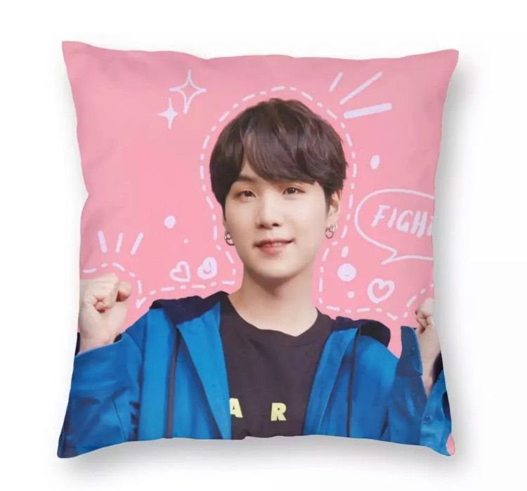 BTS 22 SEASON'S GREETINGS SUGA クッションカバー - インテリア小物