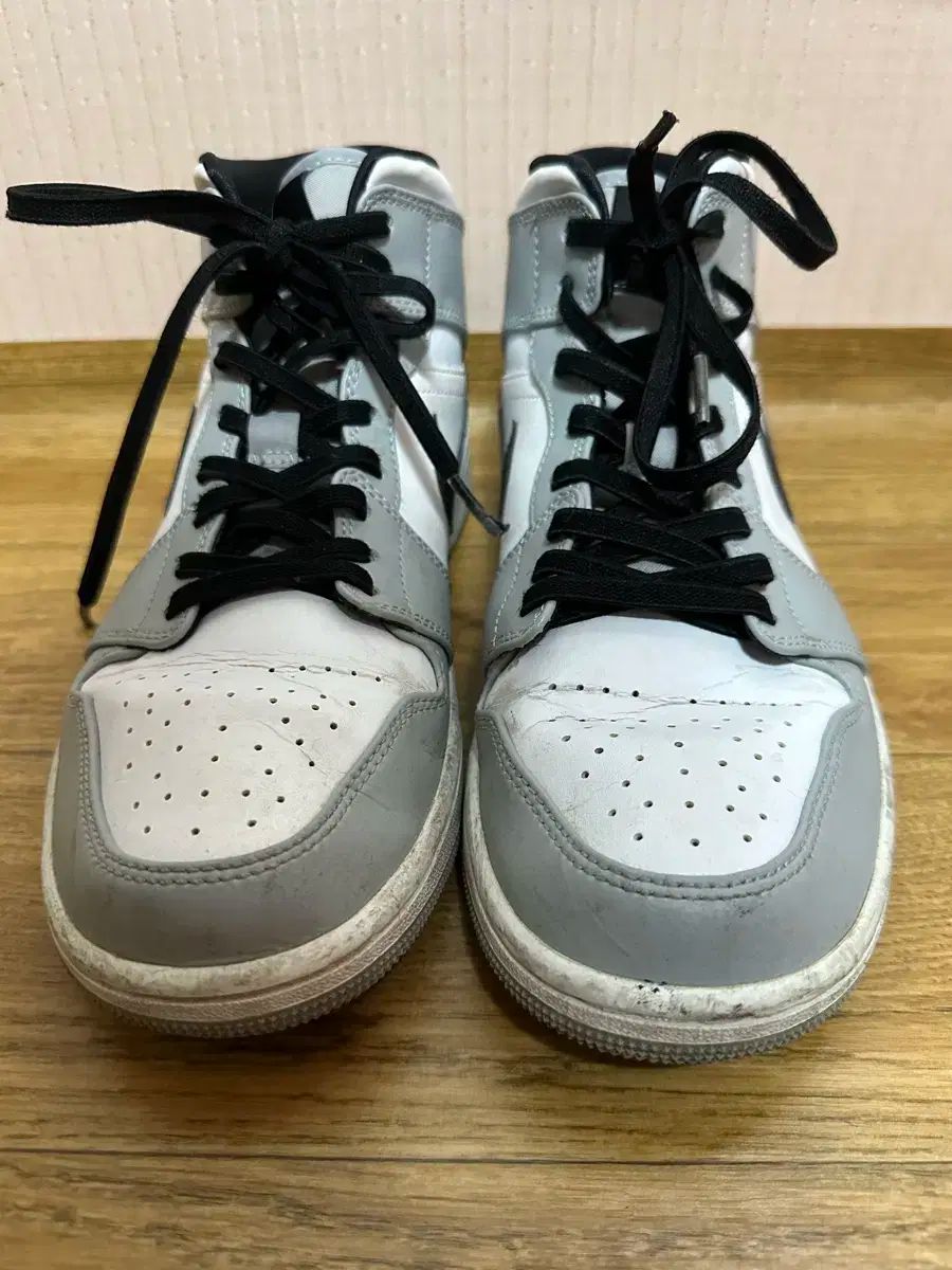 ナイキ ジョーダン ミッド スモーク グレー 270