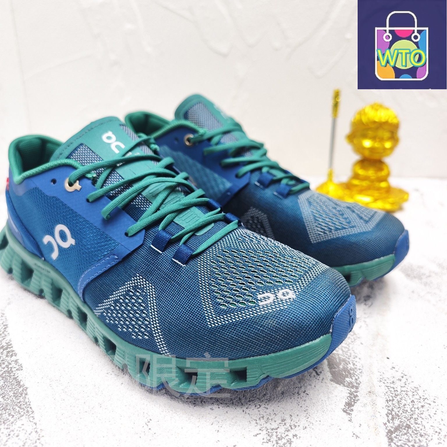 On Cloud X Sneakers オン クラウドX ジョギング スポーツ